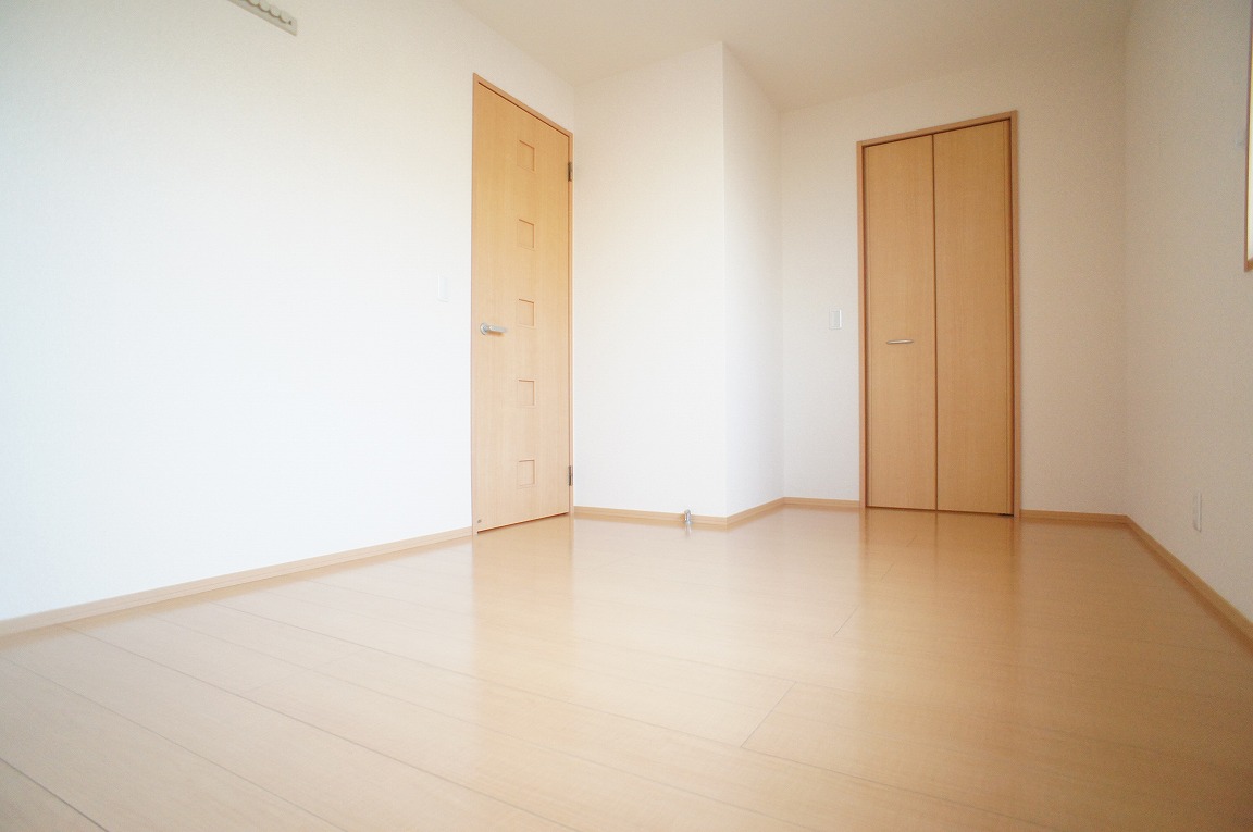 Other room space. Also with storage 6 Pledge of here. 