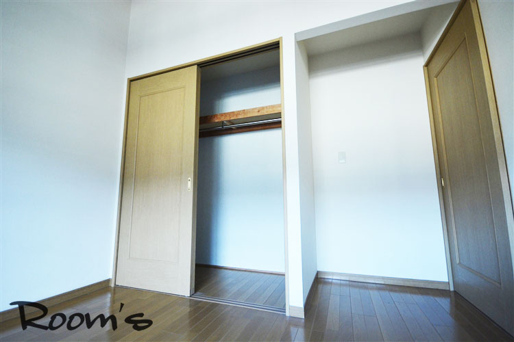 Living and room. North Western-style housing.