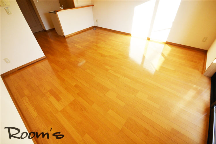 Living and room. Furniture also placed easy wide living.