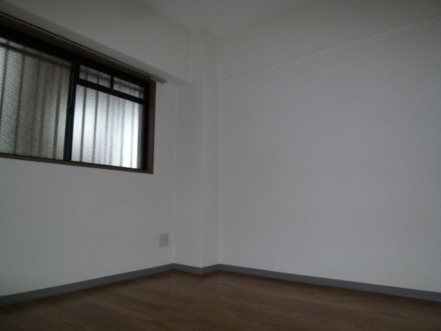 Living and room. Us with the white cross was calm atmosphere.