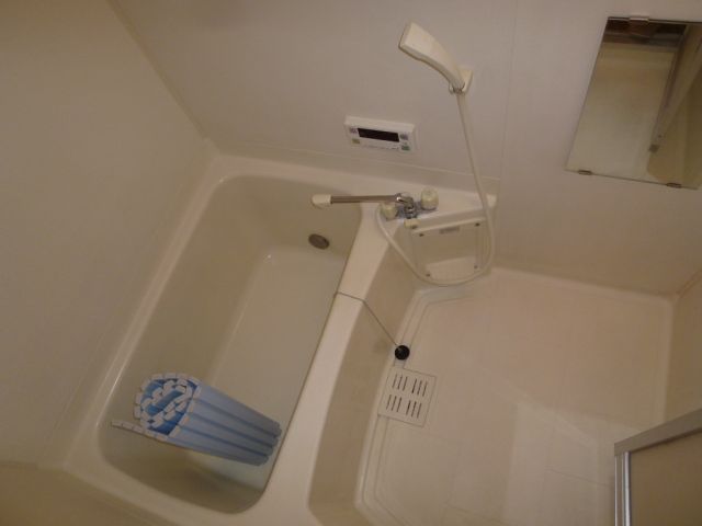 Bath. It is a bathroom with Reheating function.