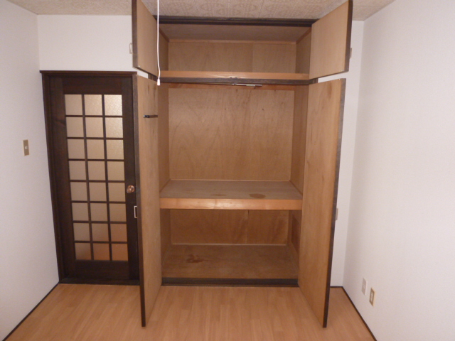 Receipt. Also it comes with a course storage space! 