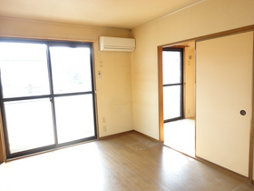 Living and room. In the room