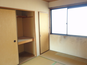 Living and room. In the room