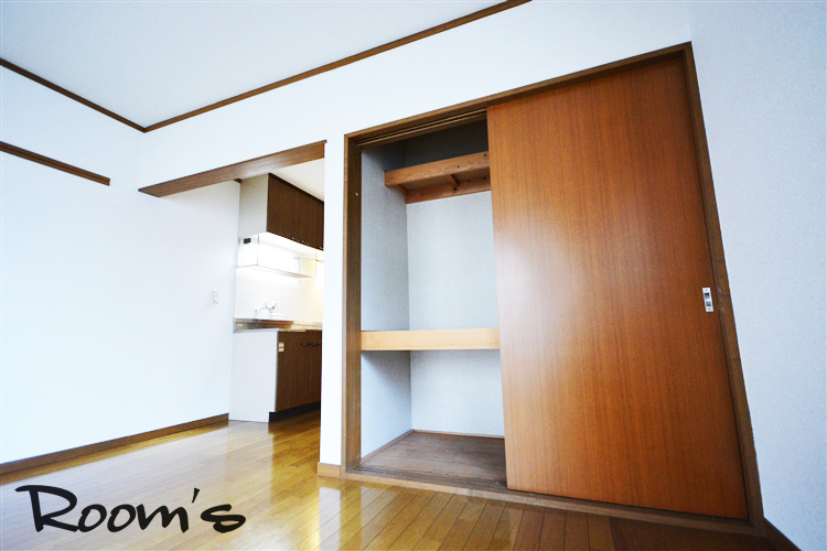 Receipt. Storage space.