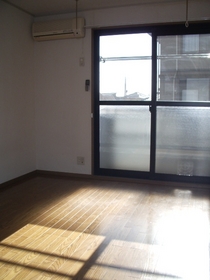 Living and room. South Western-style 6 Pledge