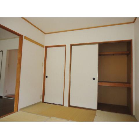 Receipt. Plenty of storage