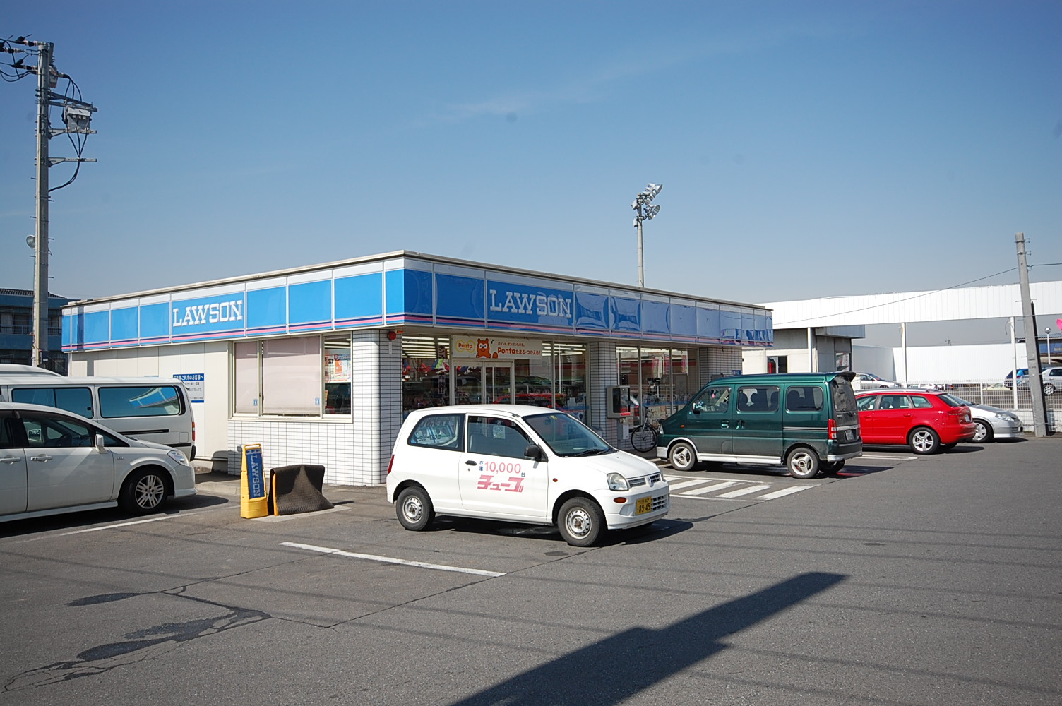 Convenience store. 233m until Lawson Takasaki Shohachiboku Machiten (convenience store)