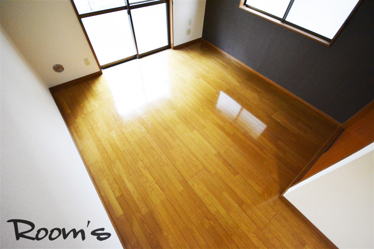 Living and room. South Western-style. 