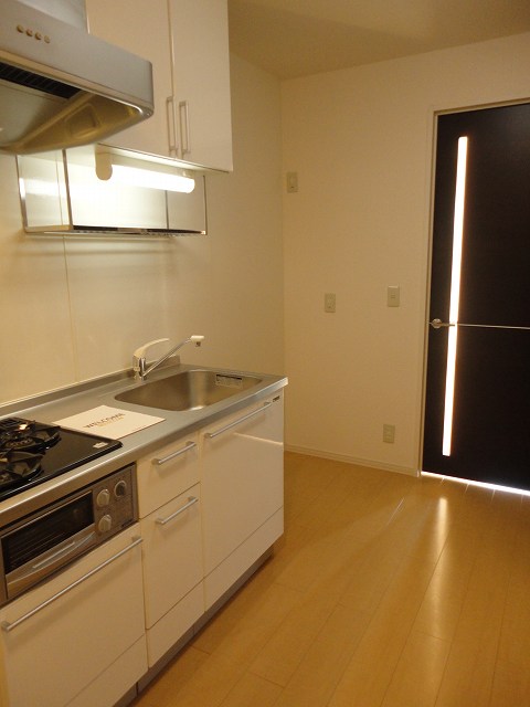 Kitchen. Spacious around the kitchen!