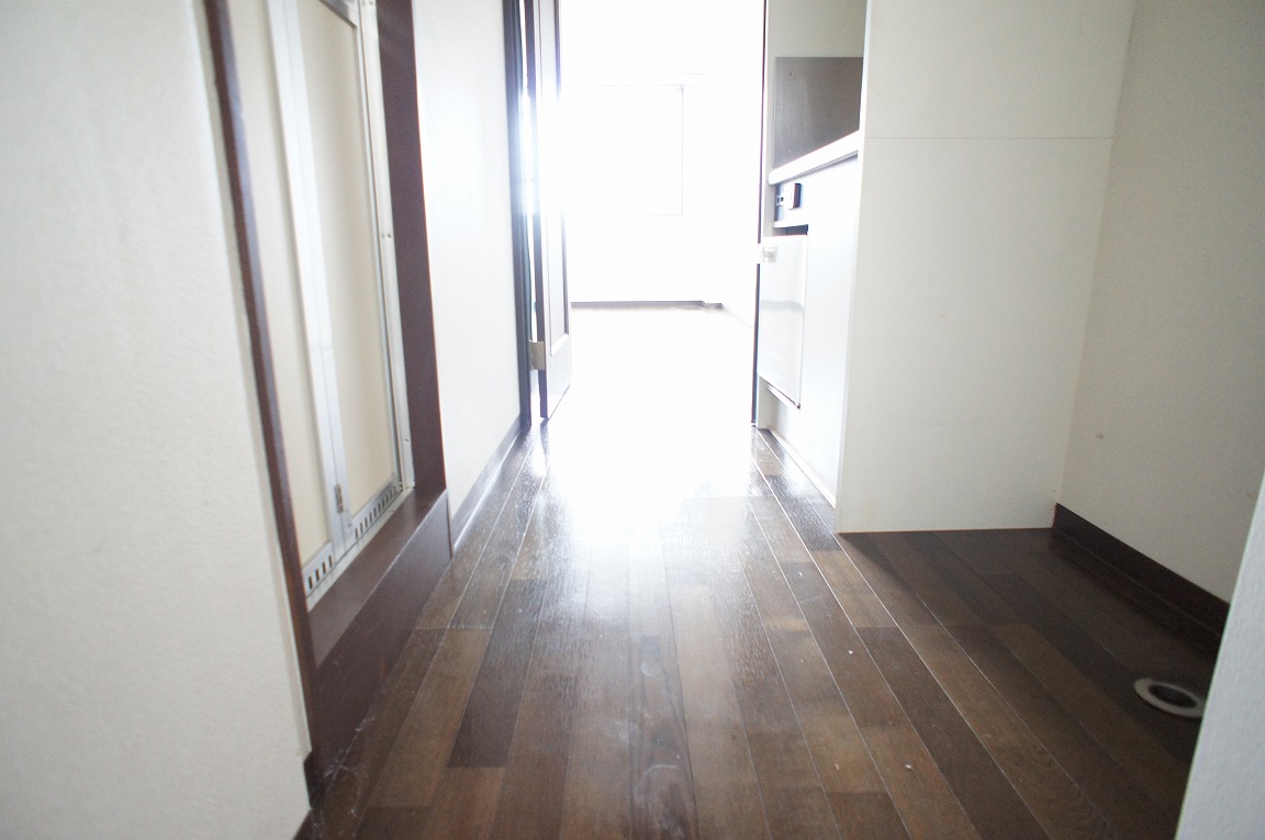 Living and room. It is easy straight leads to life.