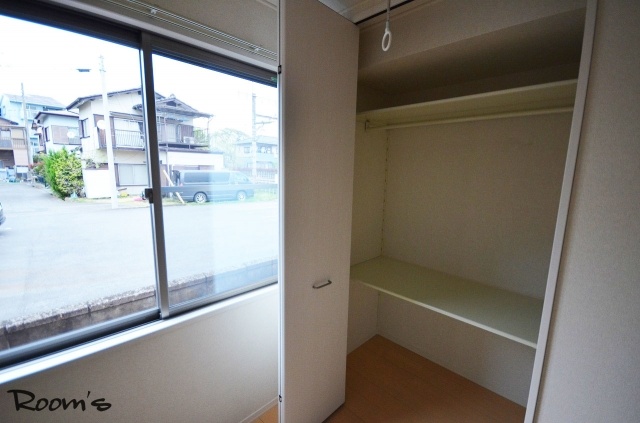 Receipt. Closet storage.