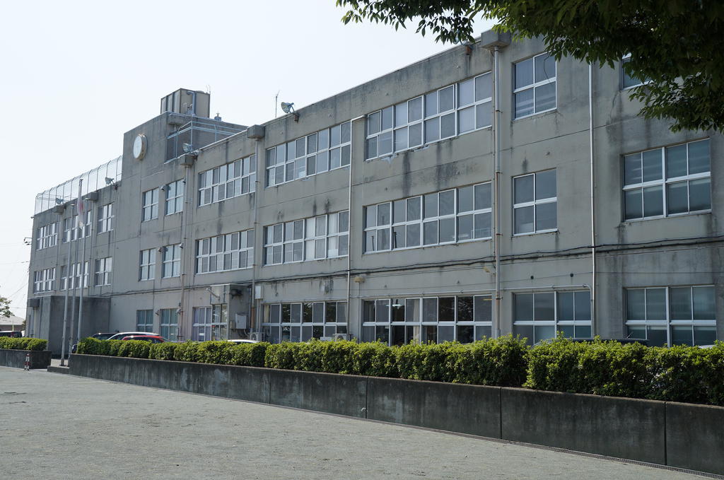 Primary school. 1000m to Takasaki City Minami Kaneko Elementary School (Elementary School)