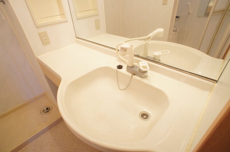 Washroom. Wash basin, Widely useful ☆ 