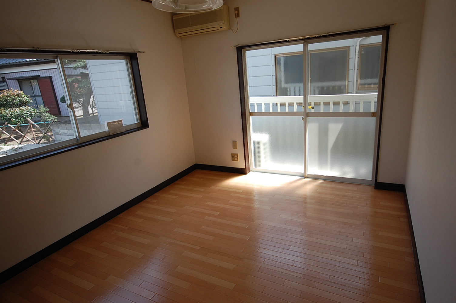 Living and room. Air-conditioned one