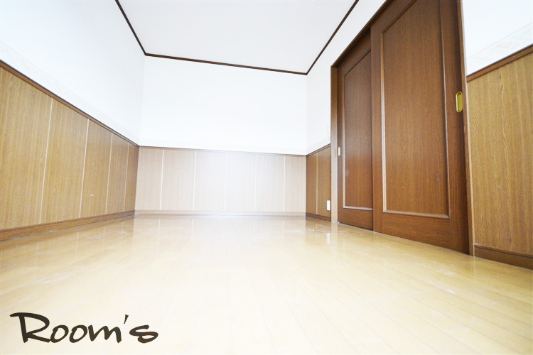 Living and room. South Western-style.