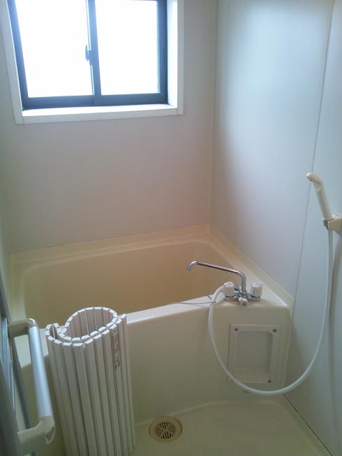 Bath. It is quite recommended to there is a window in the bathroom!