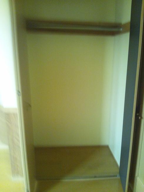 Receipt. Spacious closet!