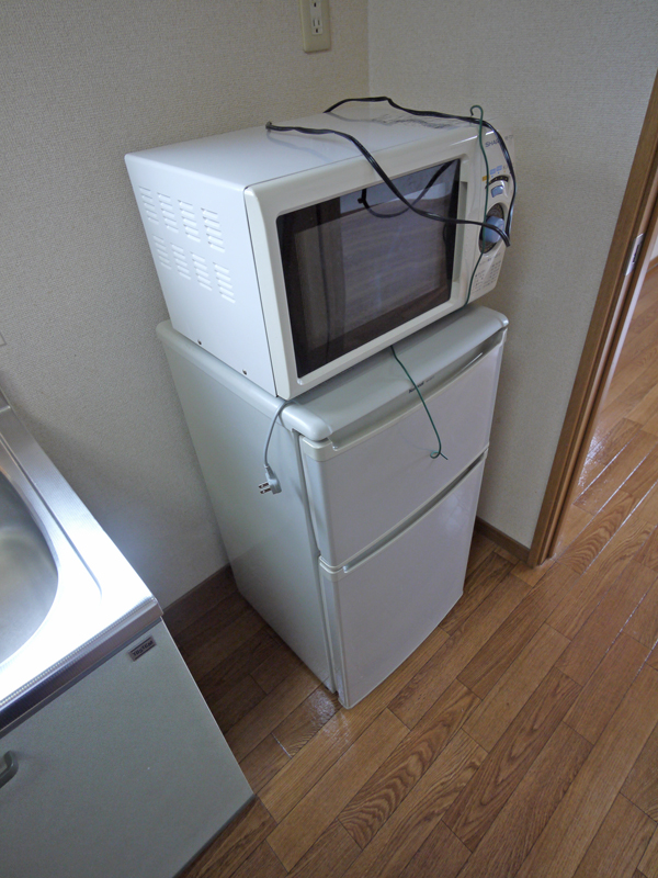Other Equipment. refrigerator ・ With microwave