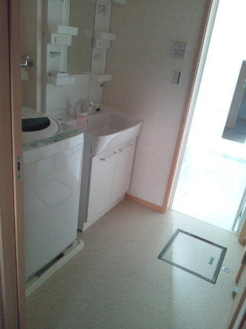 Other Equipment. Basin dressing room is also a space of room.