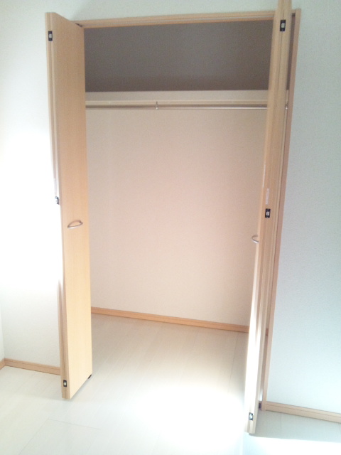 Receipt. There firmly storage space.