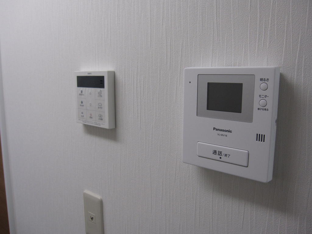 Other Equipment. Intercom is equipped with a TV monitor.