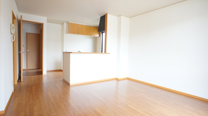 Living and room. Kitchen face-to-face! ! 