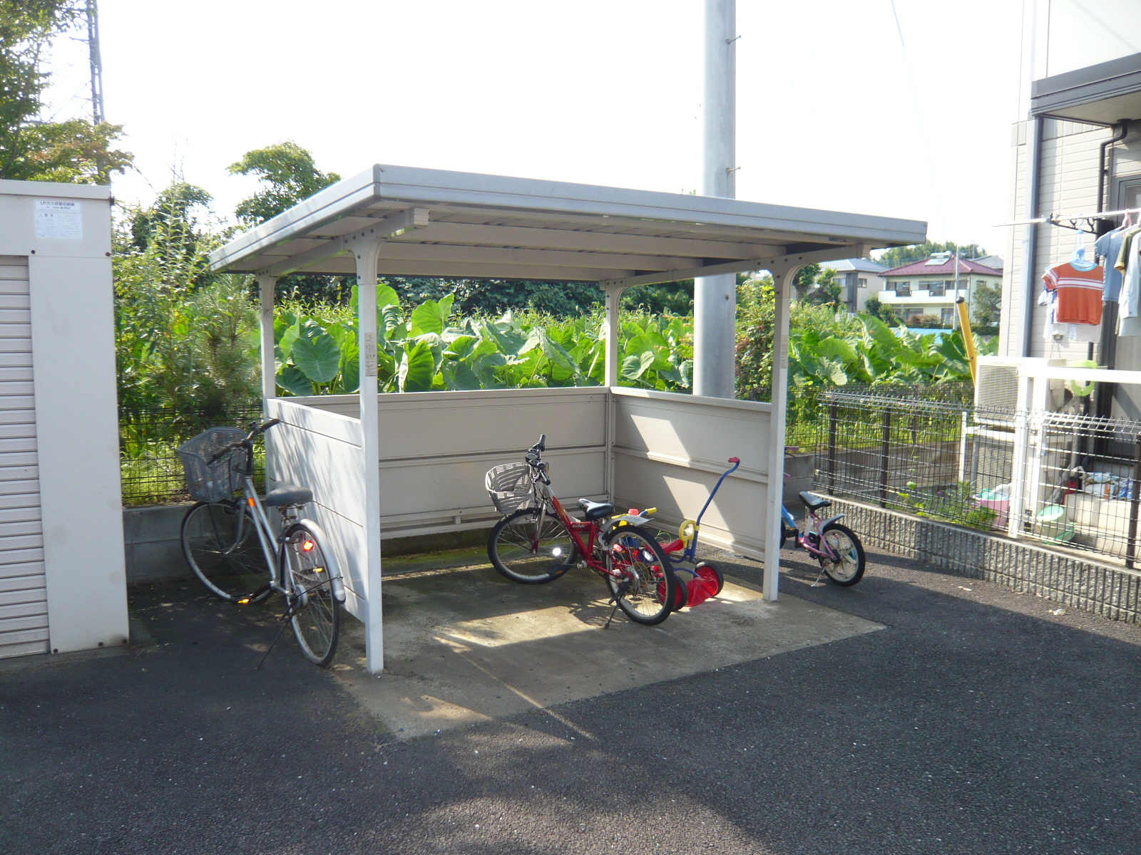 Other common areas. Is a parking lot with a roof.
