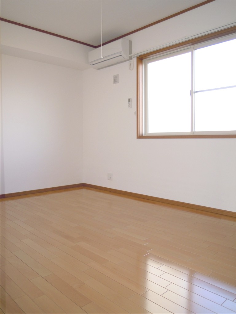 Other room space. North Western-style. Air-conditioned. 