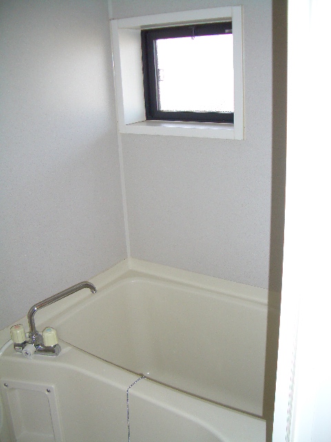 Bath. Ideal for window There ventilation