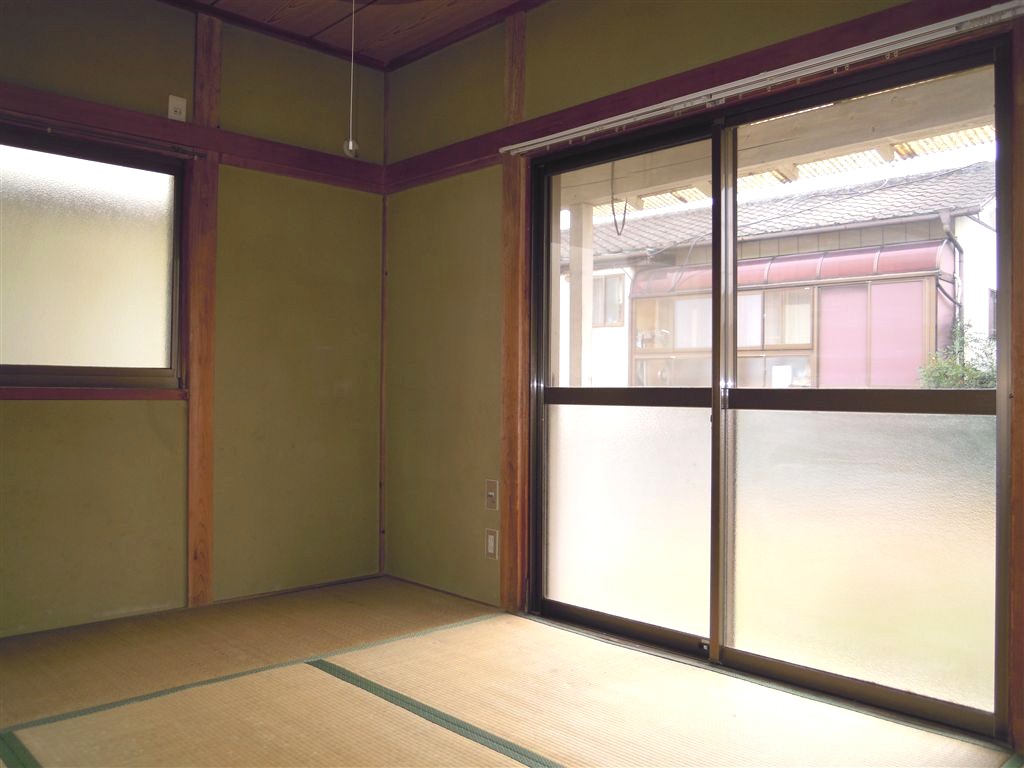Living and room. 6 Pledge of Japanese-style room