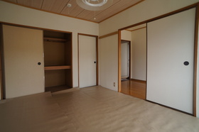 Living and room. Japanese-style room 6 quires