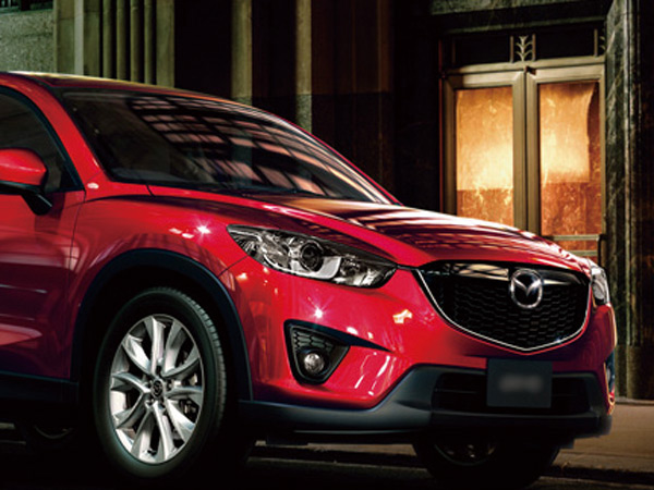 Buildings and facilities. Secure on-site parking of all households worth. There plane parking. Support a comfortable family car life, such as shopping and leisure. (The photograph is an example of a parking can be a car)