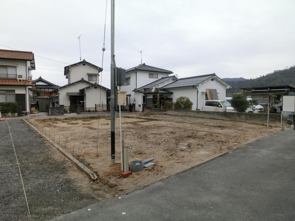 Local appearance photo. Local (12 May 2013) Shooting