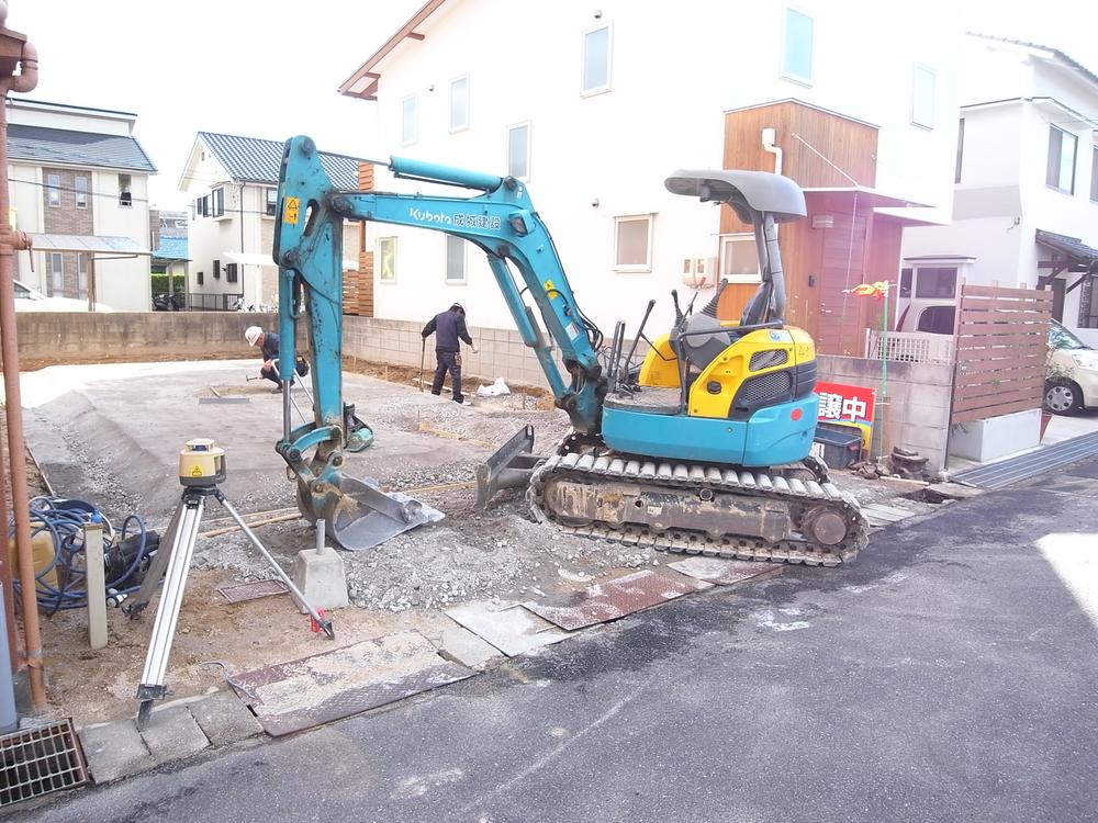 Local appearance photo. Local (11 May 2013) Shooting