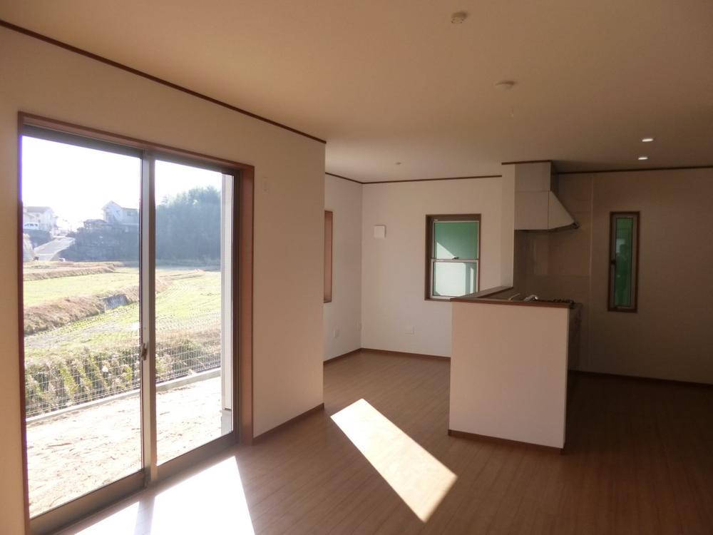 Living. (December 2013) Shooting