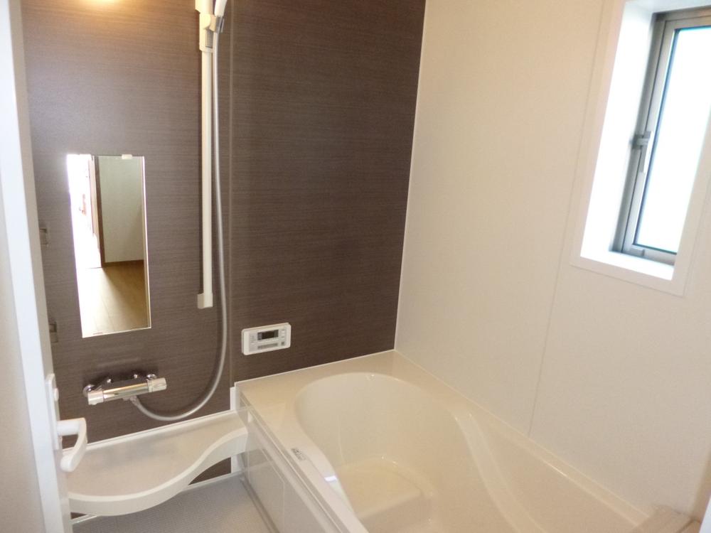 Bathroom. (December 2013) Shooting