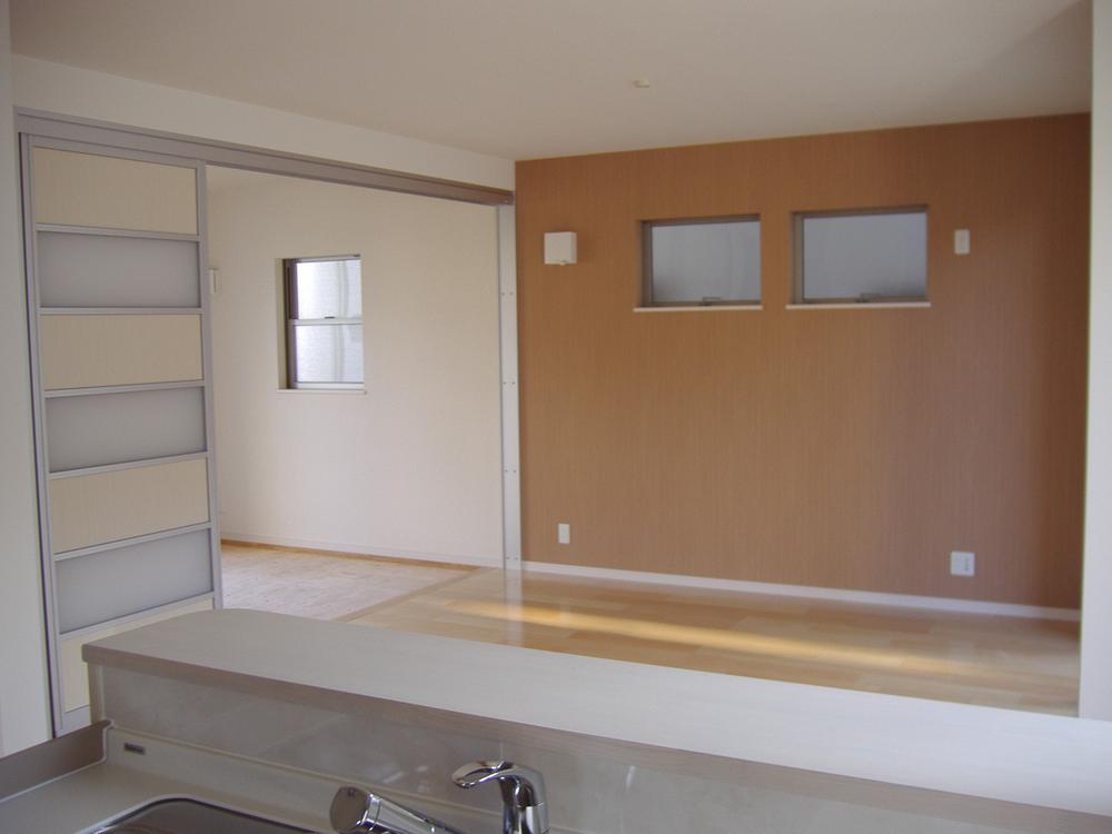 Living. Bright face-to-face kitchen LDK (November 2013) Shooting