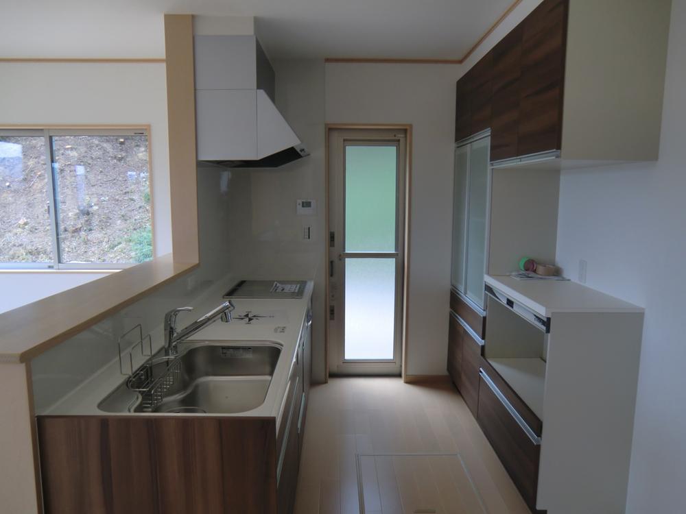 Kitchen. (September 2013) Shooting