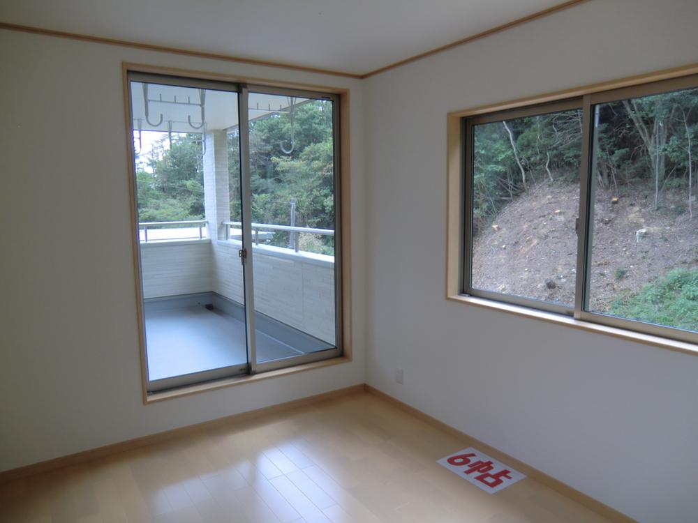 Non-living room. (September 2013) Shooting