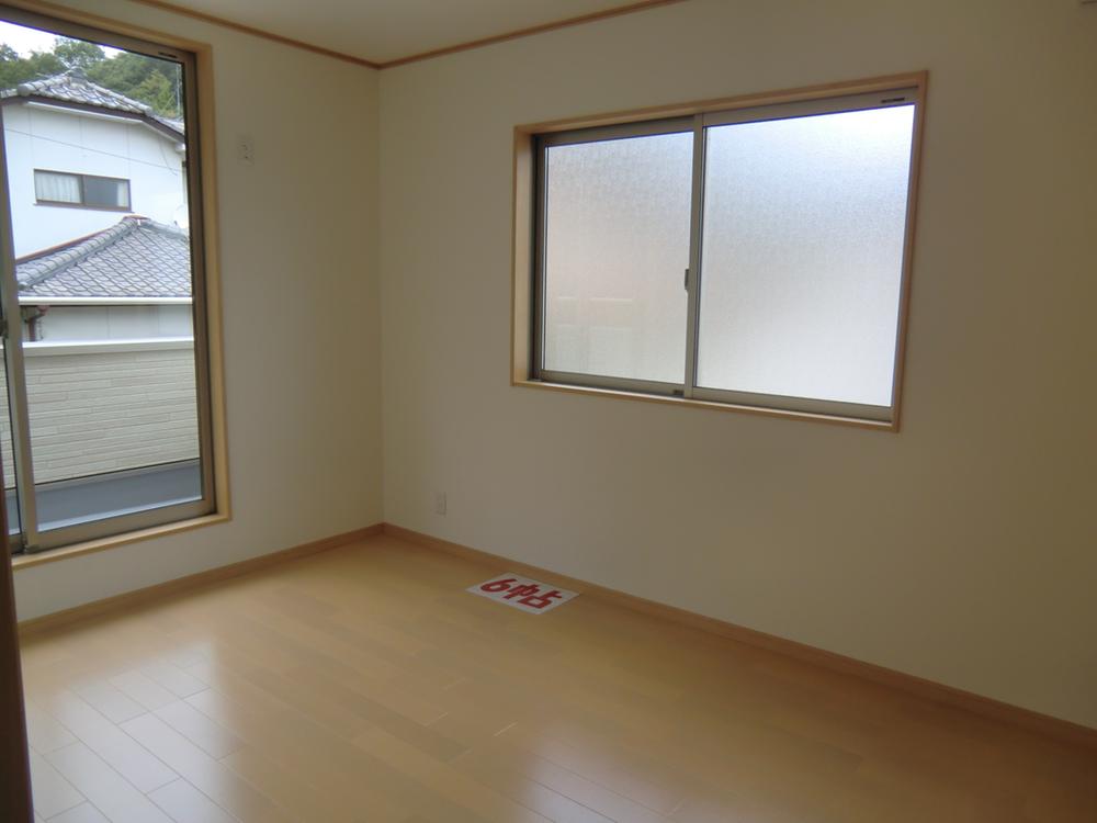 Non-living room. (September 2013) Shooting