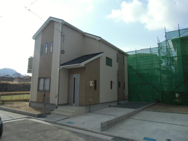 Local appearance photo