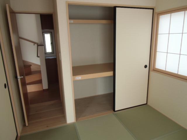 Non-living room. Japanese style room