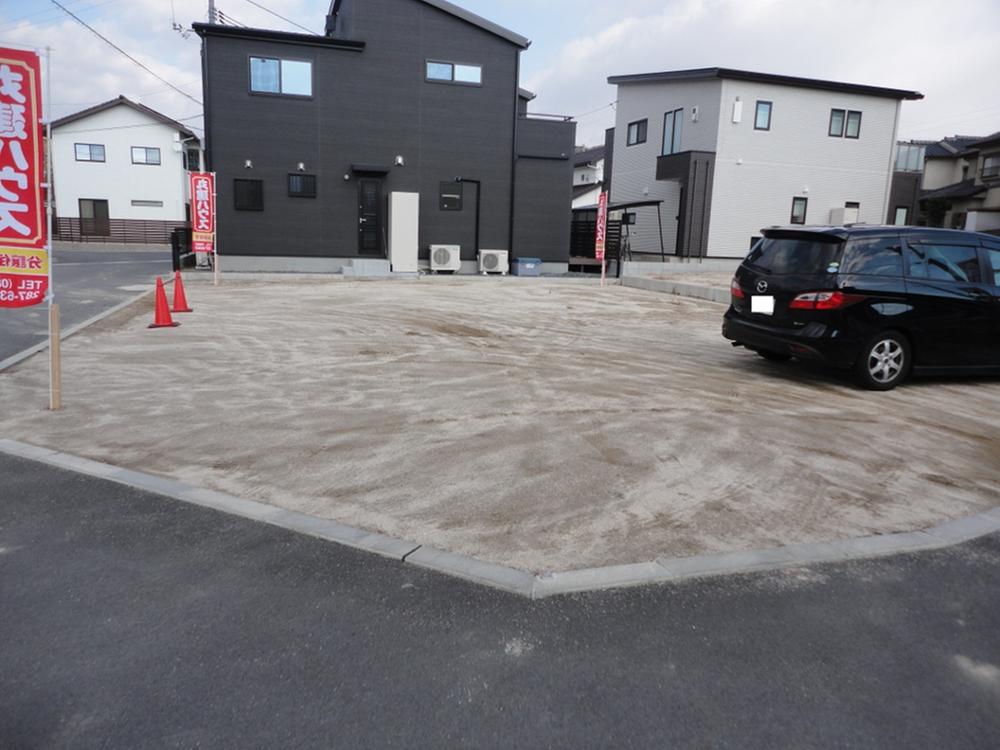 Local appearance photo. Section (3) (corner lot)