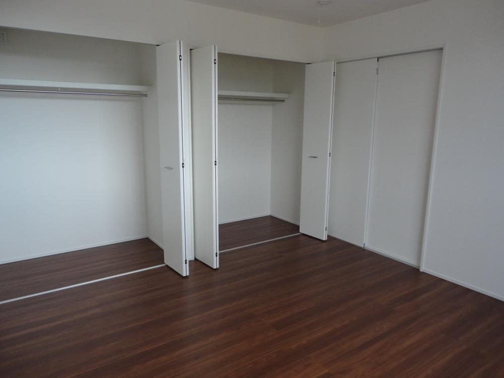 Non-living room. The main bedroom of 1 Building