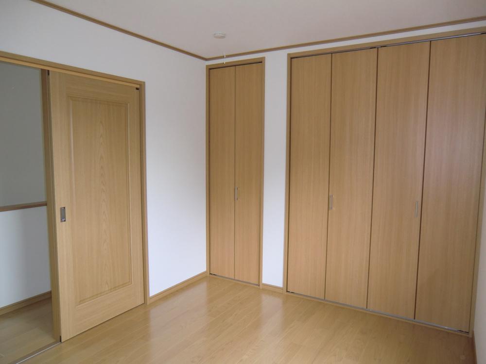 Non-living room. (September 2013) Shooting