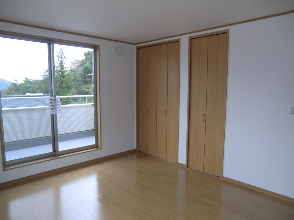 Non-living room. (September 2013) Shooting