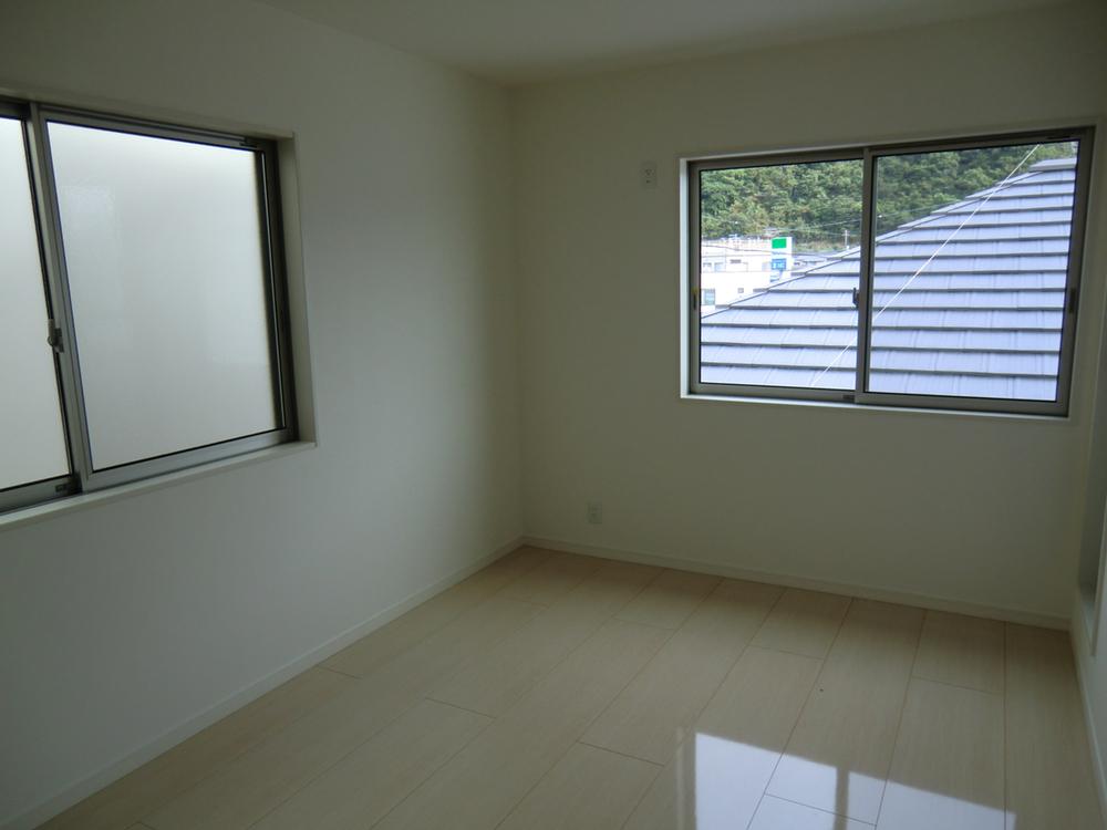 Non-living room. Local (August 2013) Shooting