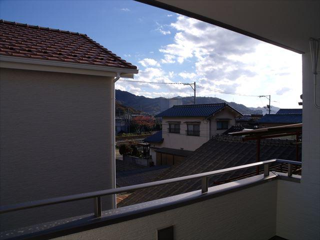 View photos from the dwelling unit