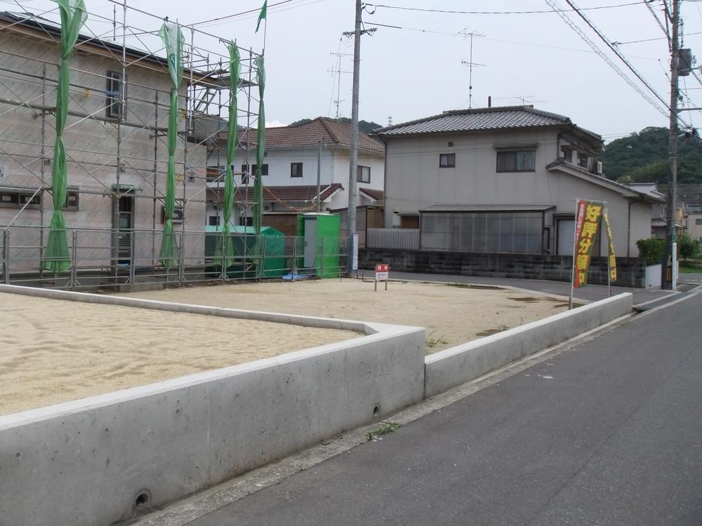 Local photos, including front road. Land from the public road from the north